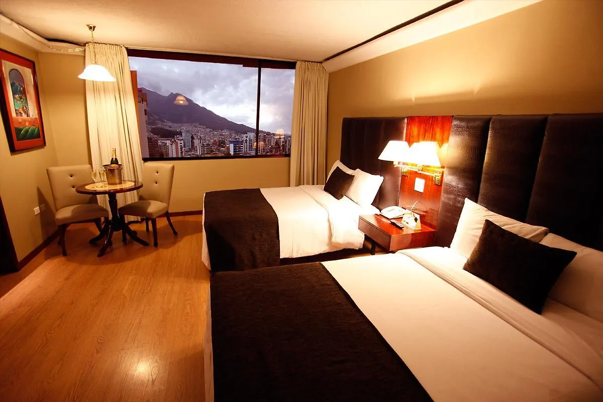 Hotel Reina Isabel Quito 4*,
