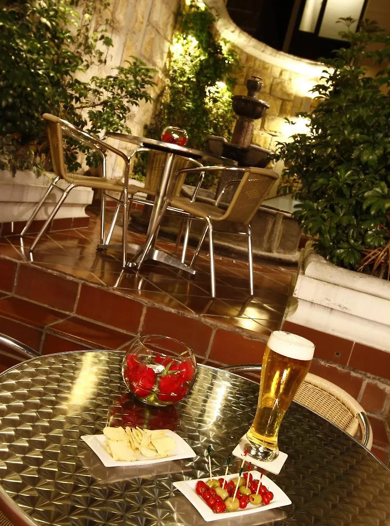 קיטו Hotel Reina Isabel